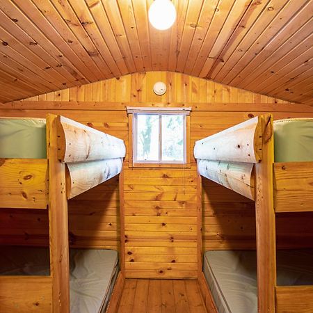 Plymouth Rock Camping Resort Basic Cabin Elkhart Lake Εξωτερικό φωτογραφία