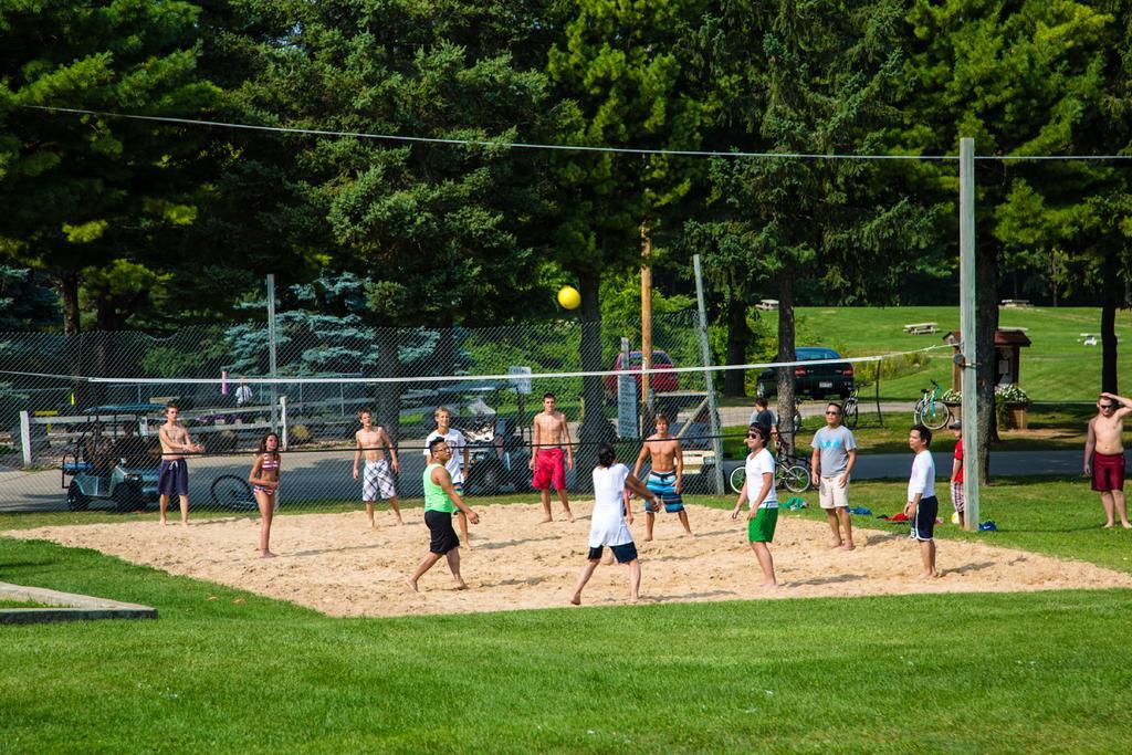 Plymouth Rock Camping Resort Basic Cabin Elkhart Lake Εξωτερικό φωτογραφία