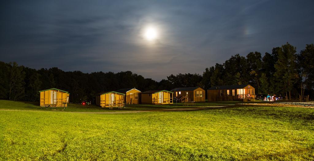 Plymouth Rock Camping Resort Basic Cabin Elkhart Lake Εξωτερικό φωτογραφία